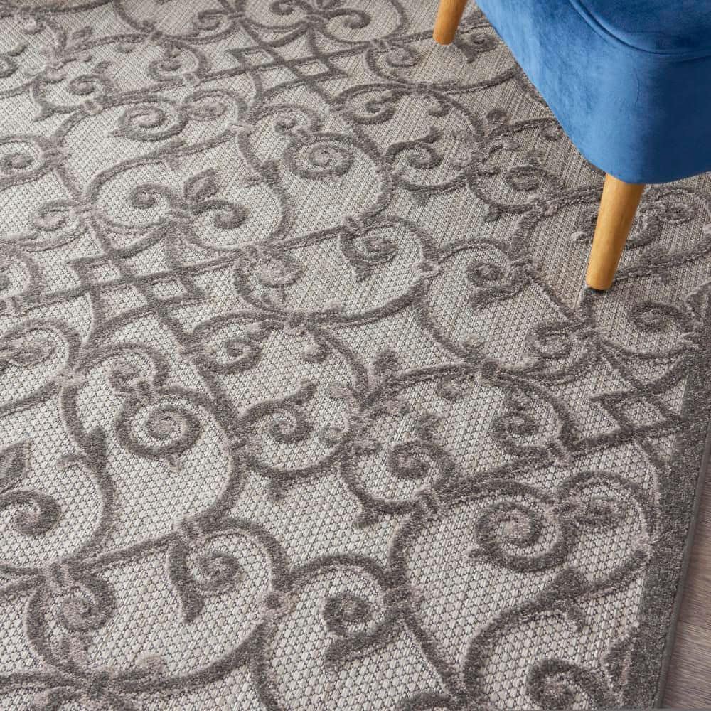 Aloha Floral Grey Charcoal Round 43" Synthetic Outdoor Rug
