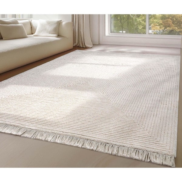 Marina Monroe Modern Solid Shag, Ivory 5 ft. 3 in. x 7 ft. 3 in., Area Rug