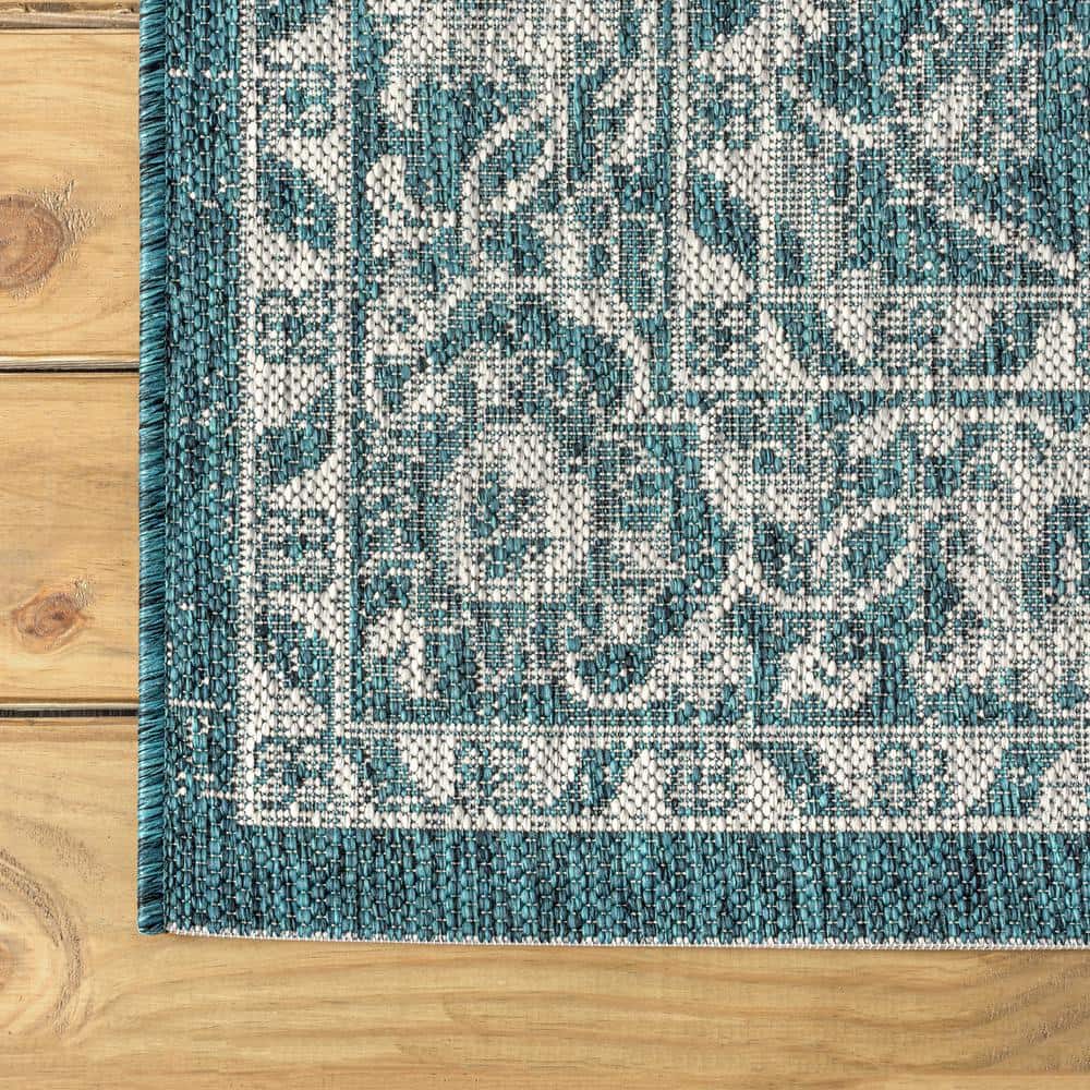 Elegant Charcoal and Light Gray 9' x 12' Handwoven Indoor/Outdoor Rug