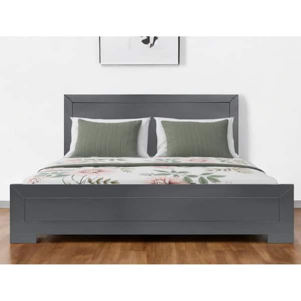 HomeRoots Gray Wood Frame Queen Panel Bed with Upholstered;Tufted