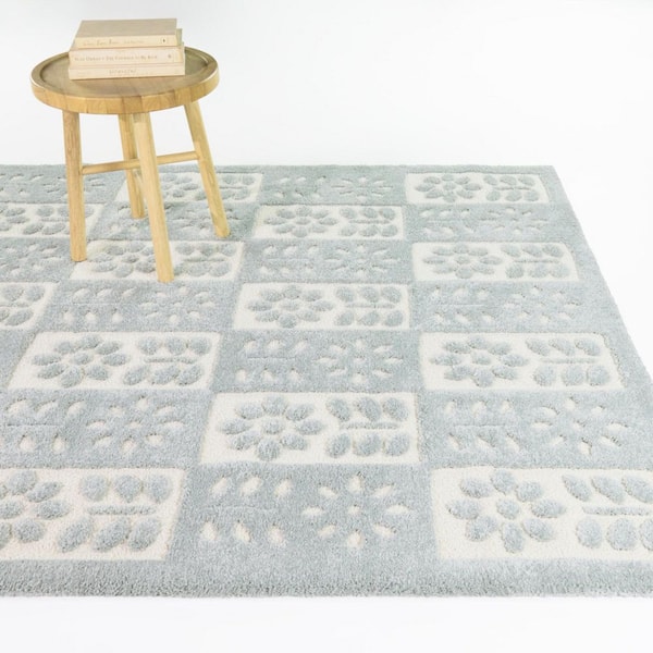 Hayden Teal 7 ft. 10 in. x 10 ft. Checkered Floral Area Rug