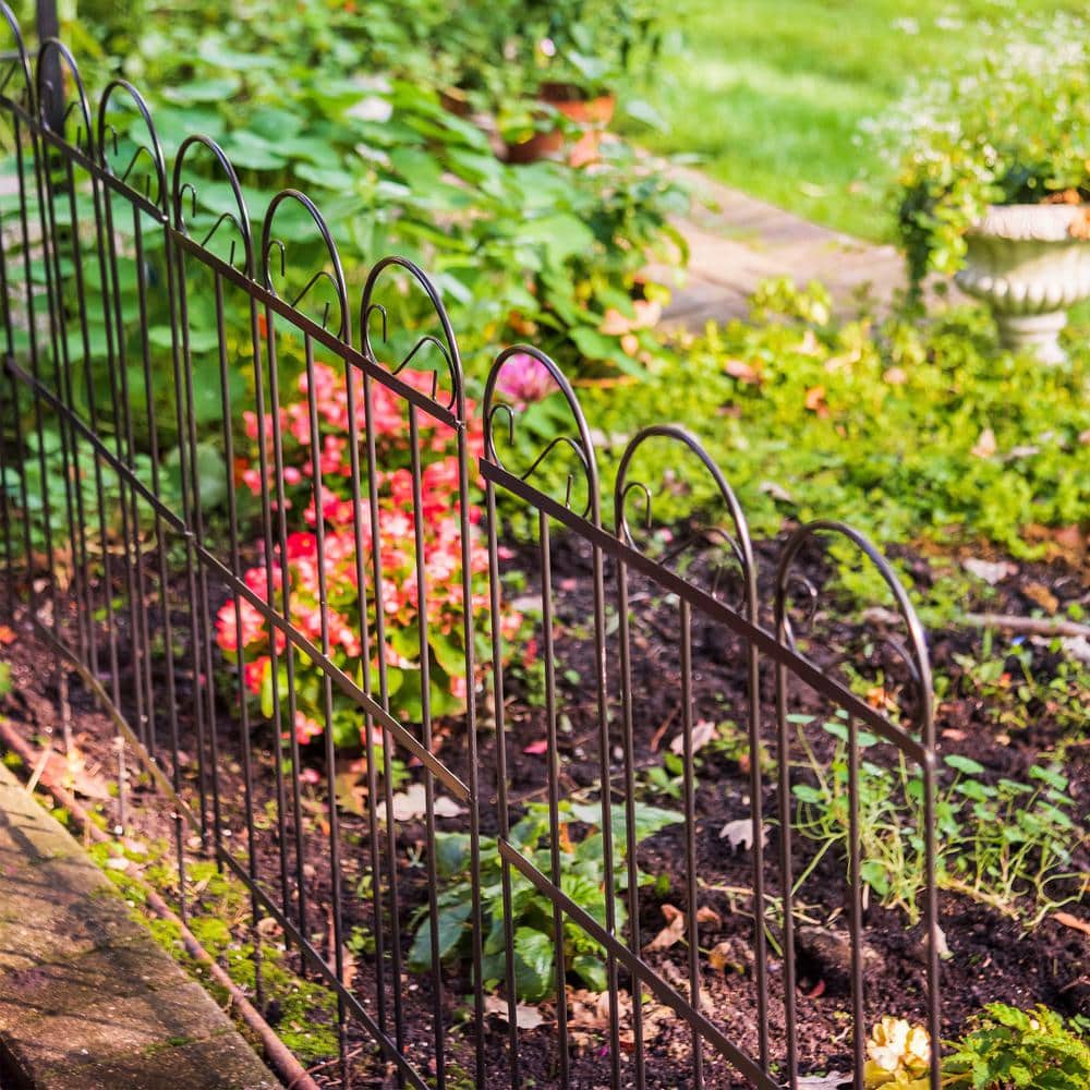 Black Metal Decorative Garden Border Fence