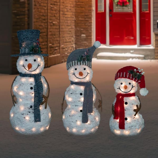 Northlight 39.5 in. Lighted Snowman Family Outdoor Christmas