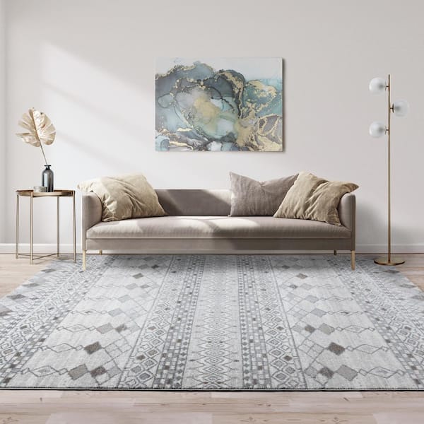 Ciaran Nyla Gray 5 ft. x 7 ft. Moroccan Indoor Area Rug
