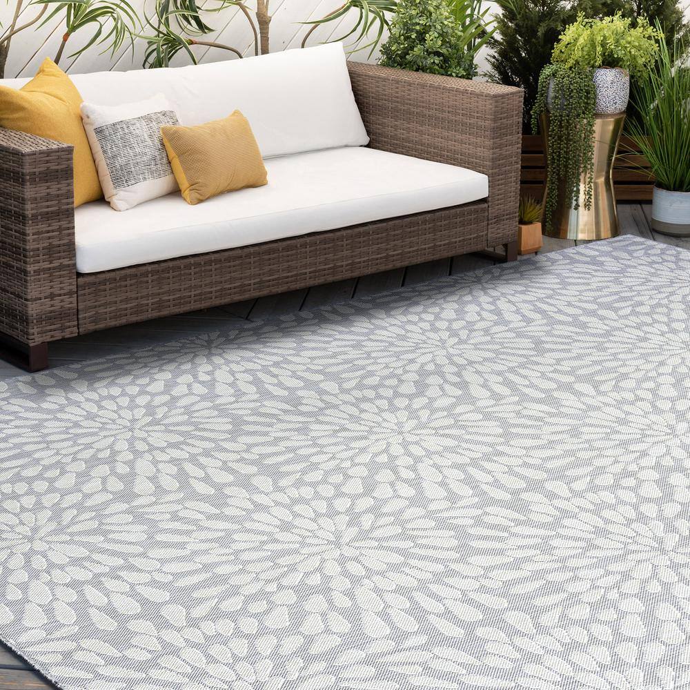 Eco Modern Gray Synthetic 4' x 6' Flat Woven Area Rug