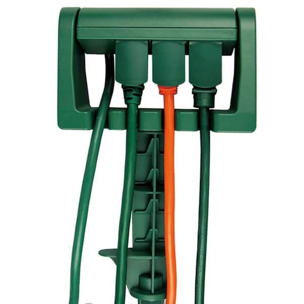  Stanley PlugBank Mini 3-Outlet Ground Stake : Patio, Lawn &  Garden