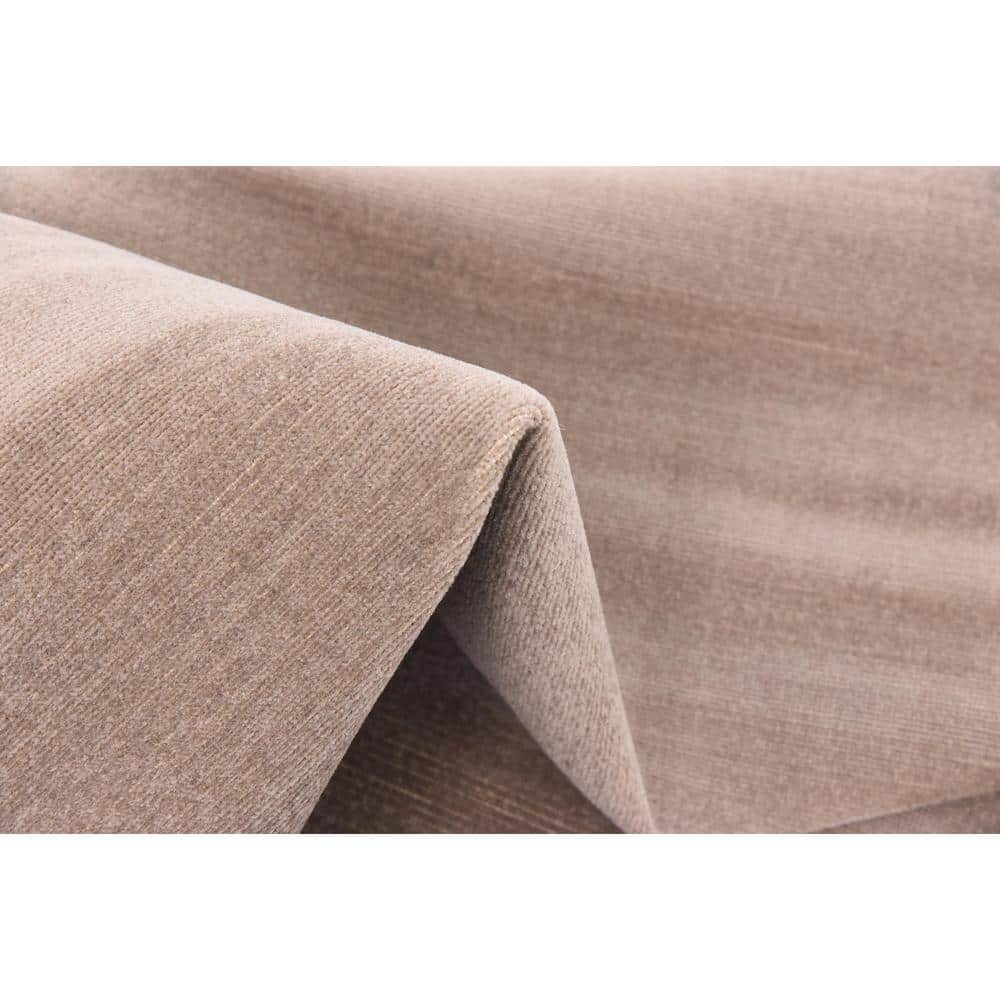 Light Brown SoHo Collection 6' x 9' Easy-Care Synthetic Rug
