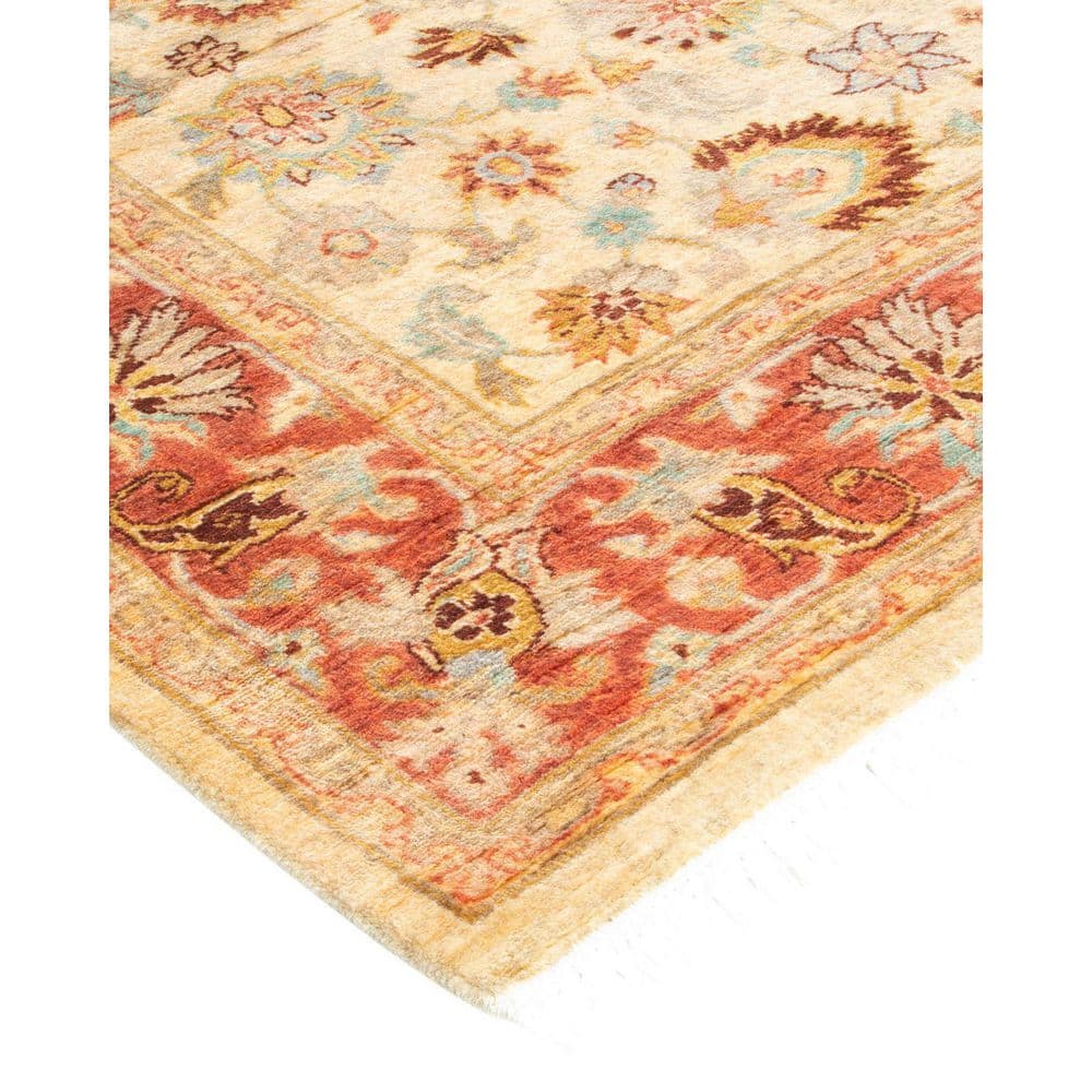Ivory and Rust Hand-Knotted Wool Oriental 4' x 6' Rug