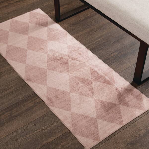 2 ft. x 5 ft. Cappuccino/Tan Diamond Check Washable Runner