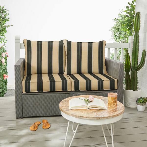 Indoor outdoor 2024 sofa cushions