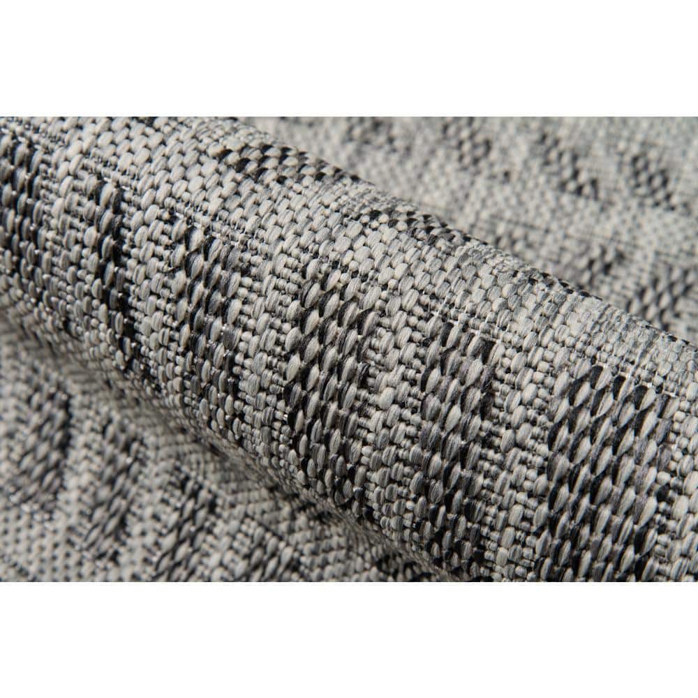 Modern Geometric Gray Synthetic 9'3"x12'6" Indoor/Outdoor Rug