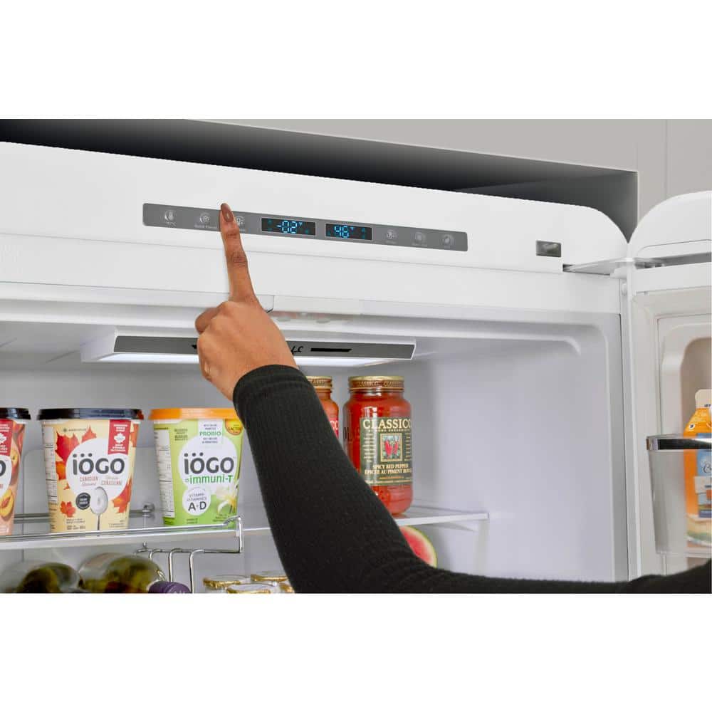 Marshmallow White 30" Retro Bottom Freezer Refrigerator with Ice Maker