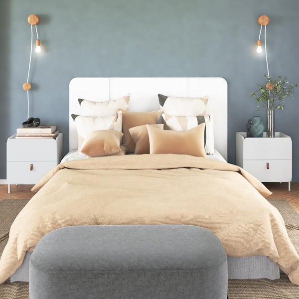 Manhattan Comfort Bogardus White Mid-Century Modern 2-Drawer 19.68 in. W Nightstand (Set of 2)