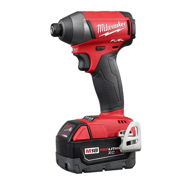 Milwaukee - M18 FUEL 18-Volt Lithium-Ion Brushless Cordless Combo Kit (6-Tool) with (2) 5.0 Ah Batteries, (1) Charger, (2) Tool Bags