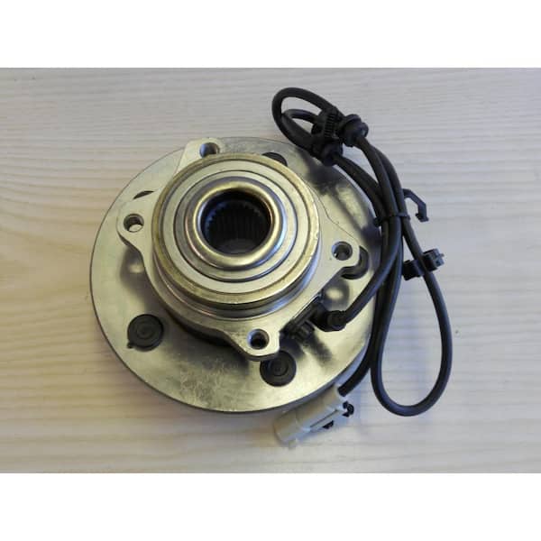 CRS Wheel Bearing and Hub Assembly - Rear