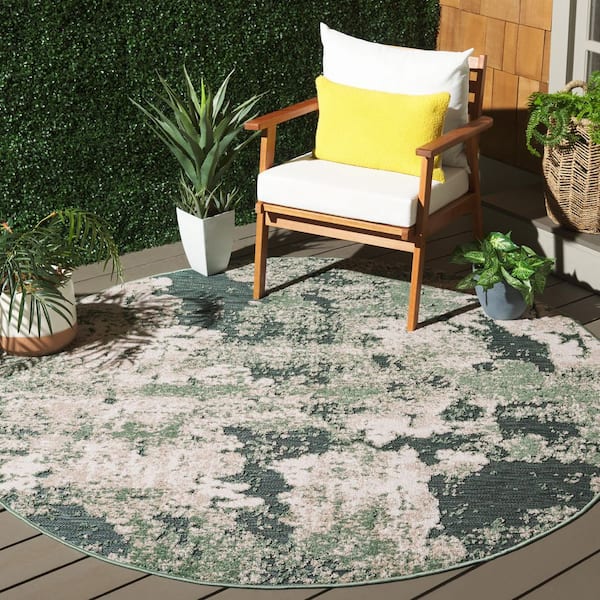 Cabana Green/Ivory 7 ft. x 7 ft. High-Low Distressed Abstract Round Indoor/Outdoor Area Rug