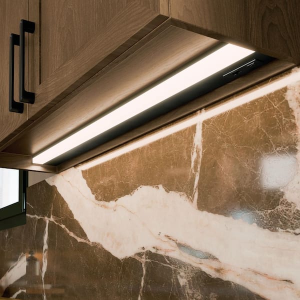 8 in. Arza Select Hardwired Undercabinet Light in Black