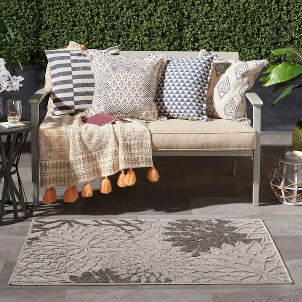 Aloha Silver Grey 3 ft. x 5 ft. Floral Contemporary Indoor Outdoor Kitchen Area Rug