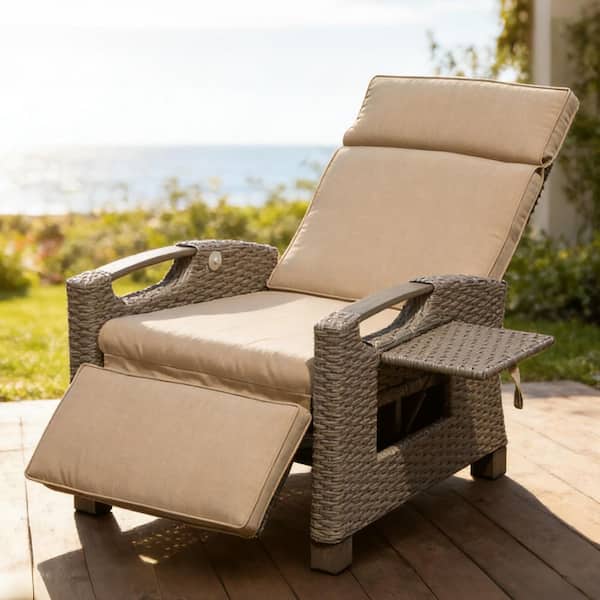 Hand-Woven Wicker Outdoor Lounge Chair with Thickness Cushions