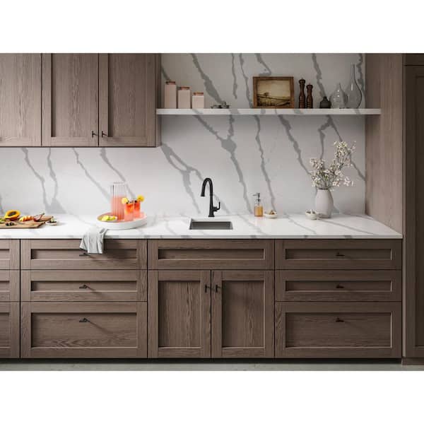 Riff Bar Swing Spout Faucet in Matte Black