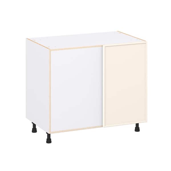 Fairview 39 in W x 24 in D x 34.5 in H Assembled Slim Shaker Left Pullout Blind Corner Kitchen Cabinet in Washed Linen