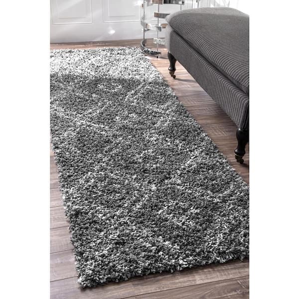 Iola Easy Shag Gray 2 ft. 6 in. x 6 ft. Indoor Runner Rug