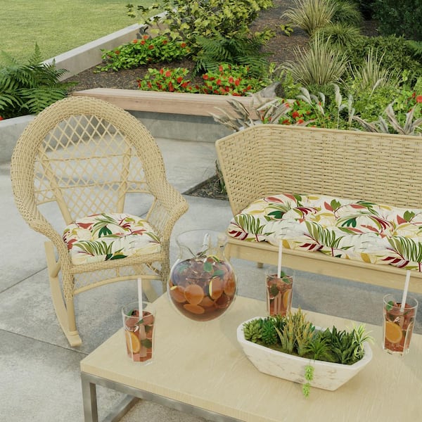 https://images.thdstatic.com/productImages/cabe6d5f-3f7b-5cb4-991f-2ef9090a77f5/svn/jordan-manufacturing-outdoor-dining-chair-cushions-9916pk2-2385d-e1_600.jpg