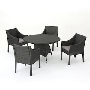 Gray 5-Piece Faux Rattan Round Outdoor Dining Set with Silver Cushion