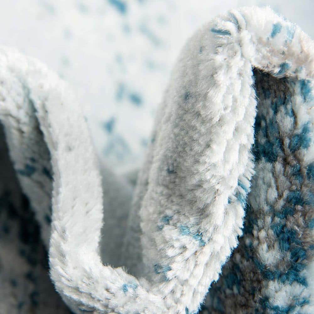 Reversible Easy-Care Light Blue Synthetic Rectangular Rug