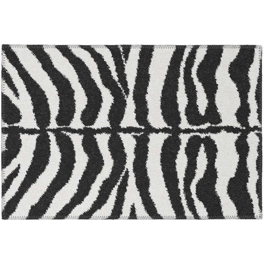 Safari Black 1 ft. 8 in. x 2 ft. 6 in. Indoor/Outdoor Washable Indoor/Outdo