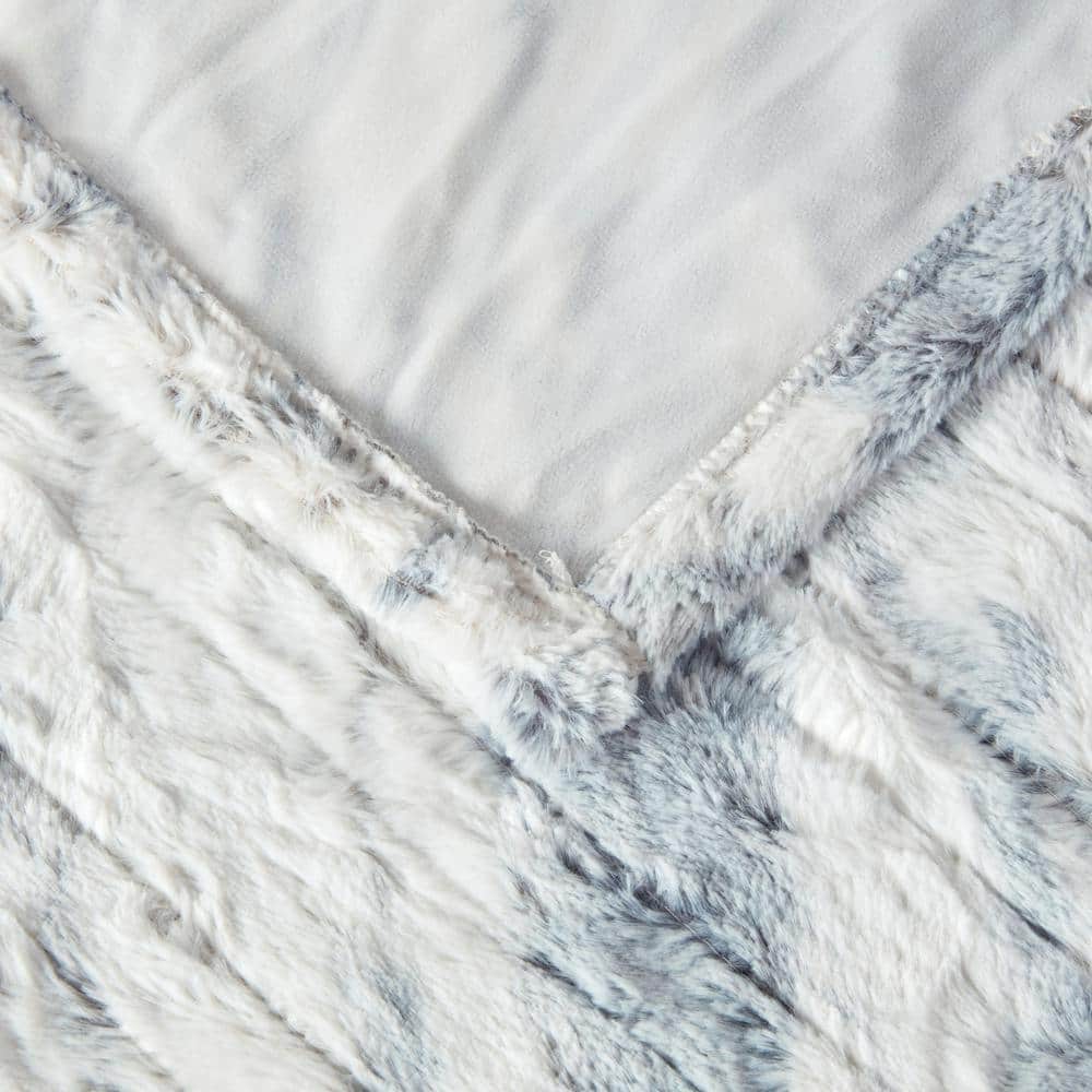 Luxurious Gray/Blue Oversized Faux Fur Heated Throw Blanket