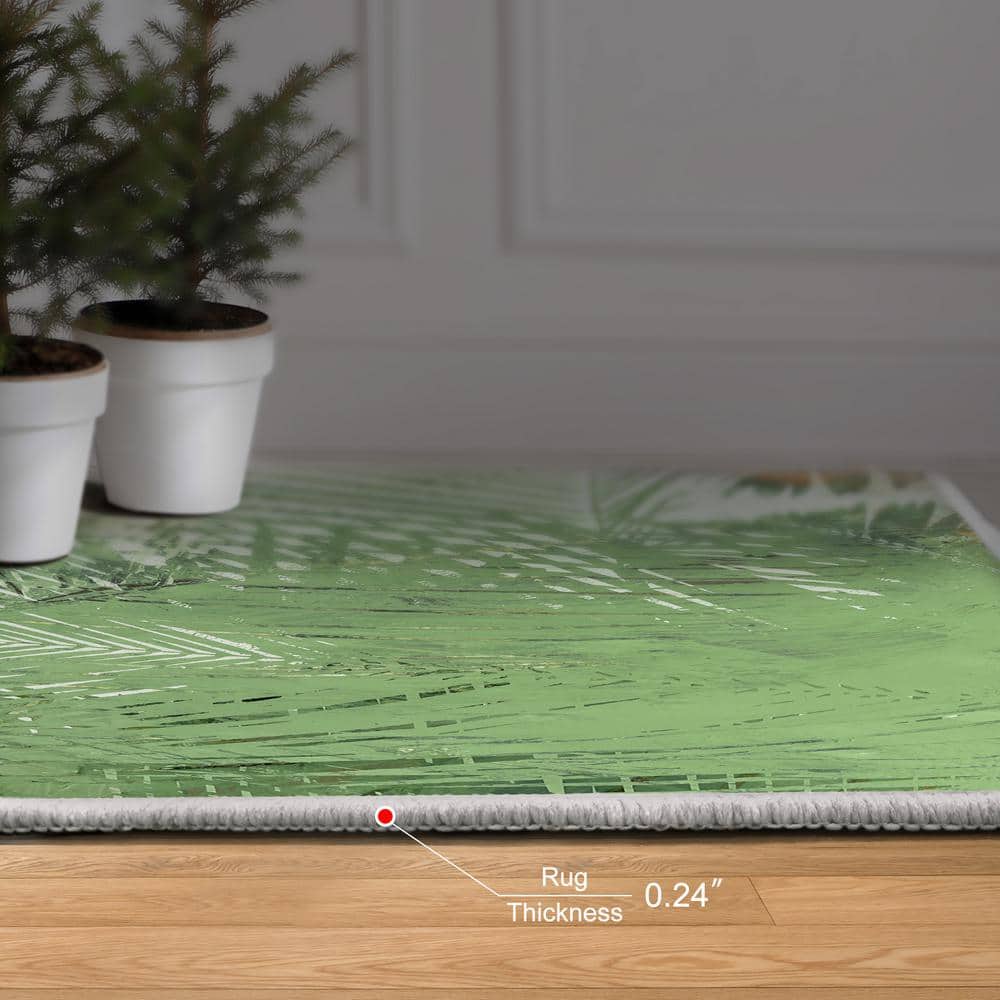 Green and Beige Synthetic Non-slip Washable 5' x 7' Area Rug