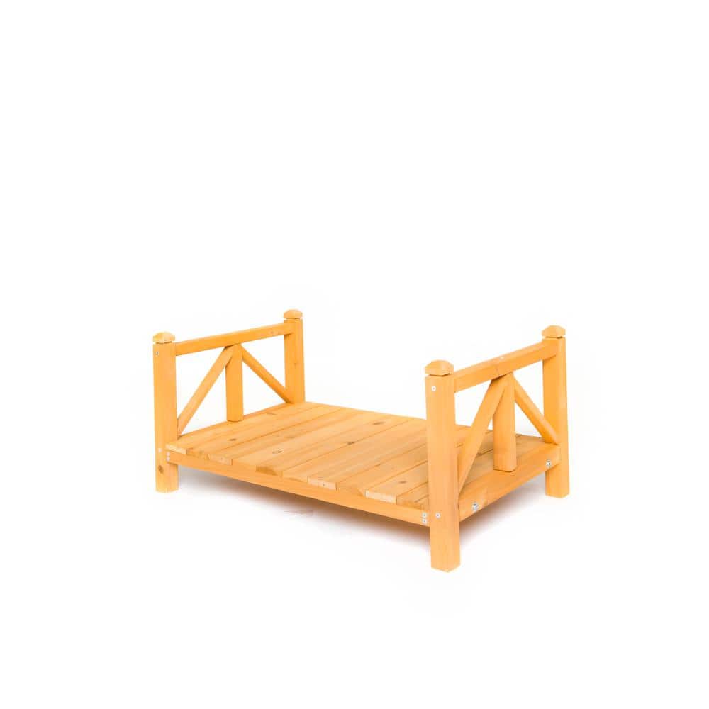 Medium Cedar Insulated Dog House with Porch