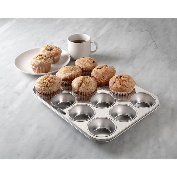 Choice 12 Cup 3.5 oz. Aluminum Muffin / Cupcake Pan - 14 x 11