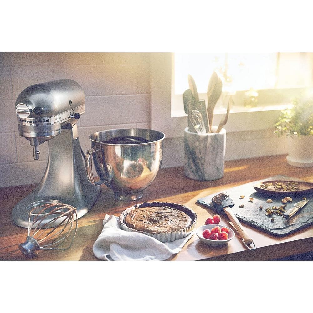 Contour Silver 5-Quart Stainless Steel Tilt-Head Stand Mixer