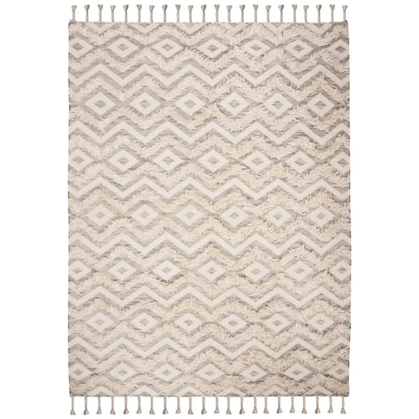 SAFAVIEH Kenya Grey/Ivory 9 ft. x 12 ft. High-Low Flokati Chevron Area Rug