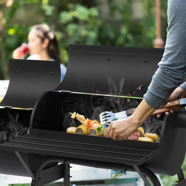 Karl home Portable Barrel Charcoal Grill in Black with Offset