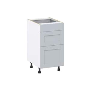 Cumberland Light Gray Shaker Assembled Base Kitchen Cabinet with 3 Drawer (18 in. W x 34.5 in. H x 24 in. D)