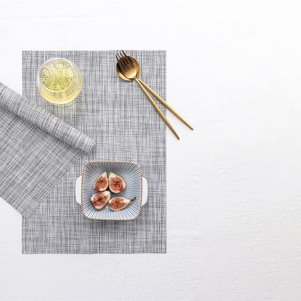 Vinyl Plastic Woven Placemats with Washable, Wipeable for Kitchen Table, Indoor, Outdoor and Dining Table, Gray (4-Pack)