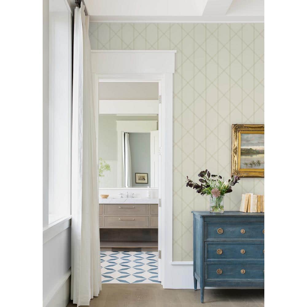 Cream and Gold Geometric Non-Woven Wallpaper Roll