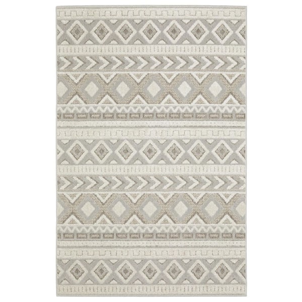 5' X 8' Gray And Beige Tribal Area Rug