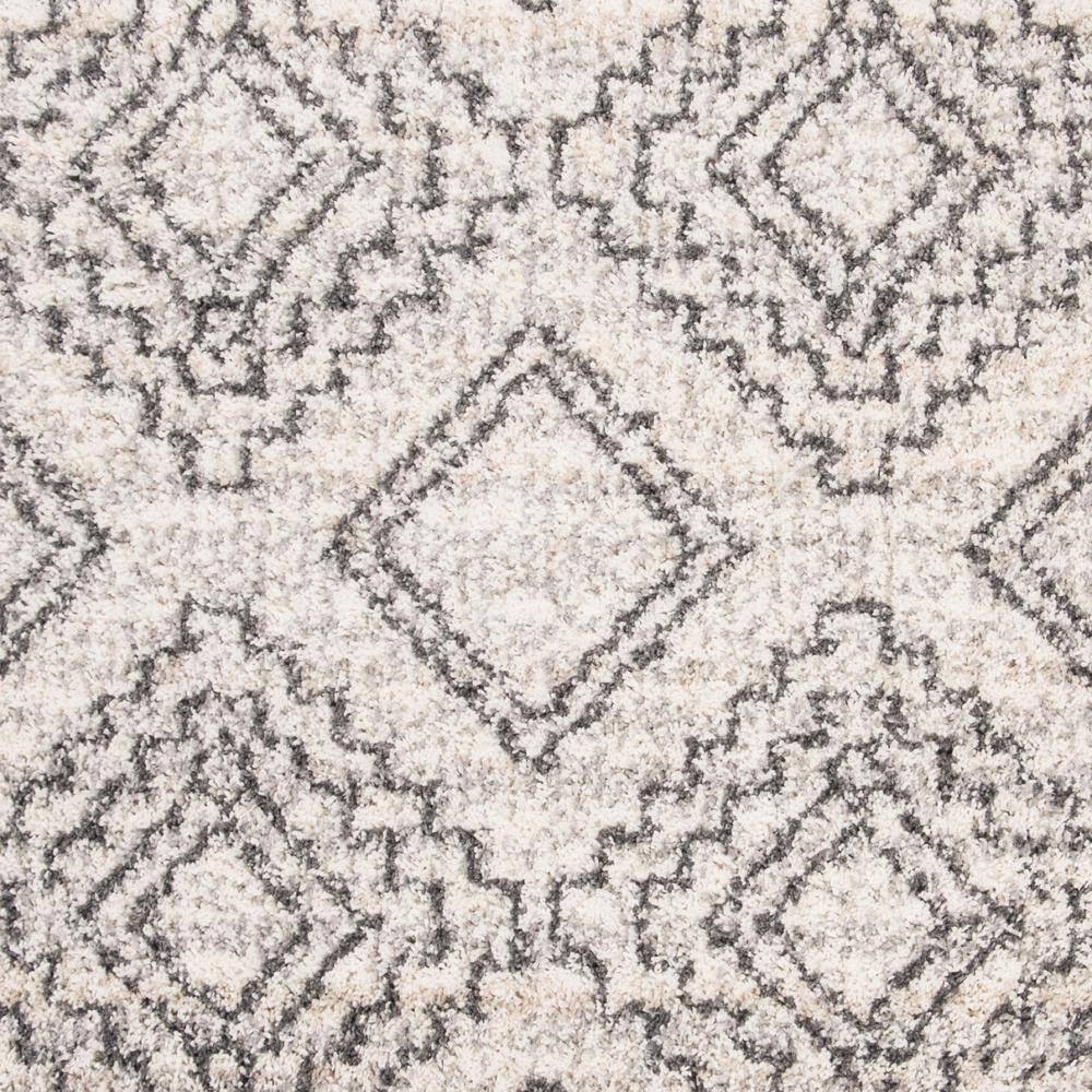 CosmoLux Round Gray Geometric Shag Rug, 59 in Diameter