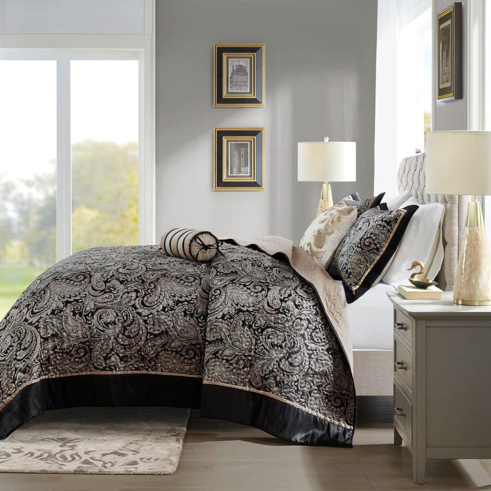 Aubrey Queen Black Cotton Reversible Jacquard Bedspread Set