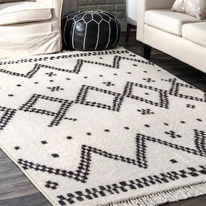 Tracy Moroccan Tassel Off White 9 ft. x 12 ft. Area Rug