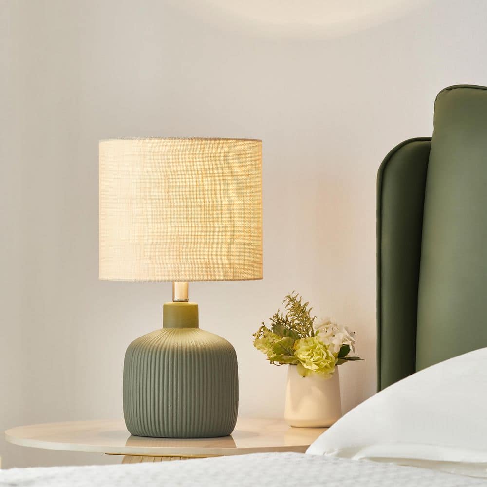 KAWOTI 17.5 in. Painted Green Contemporary Ceramic Table Lamp for Living Room with Natural Linen Shade 21465