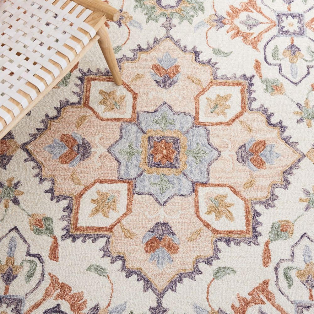 Ivory and Green Floral Hand-Tufted Wool Area Rug, 3' x 5'