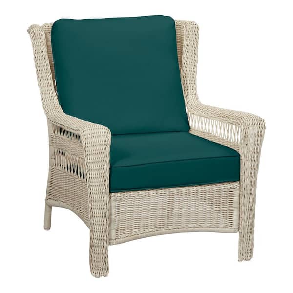 Hampton Bay Park Meadows Off-White Wicker Outdoor Patio Lounge Chair with CushionGuard Malachite Green Cushions