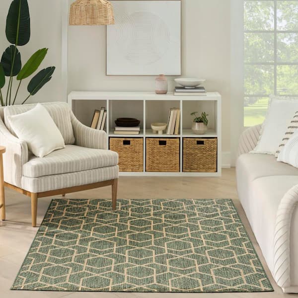 Horizon Green 5 ft. x 7 ft. Indoor/Outdoor All-Over design Contemporary Area Rug