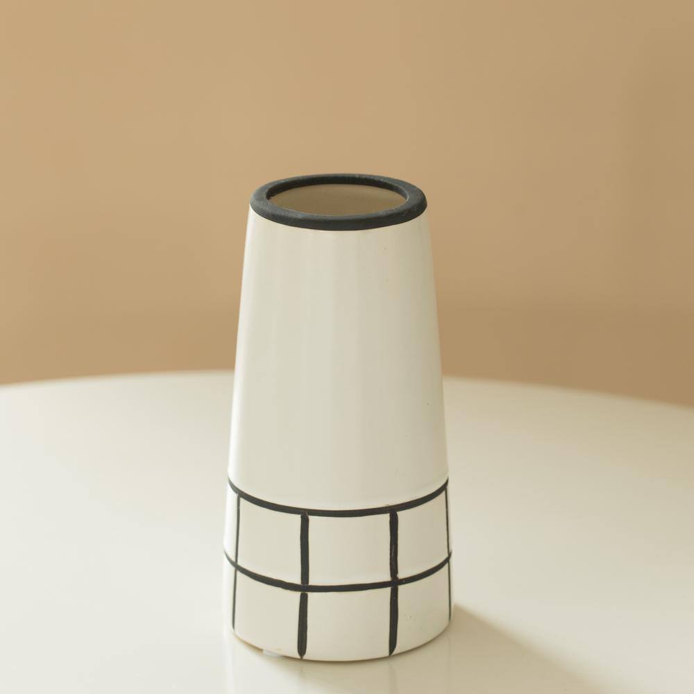 Medium Black and White Ceramic Grid Pattern Tapered Vase