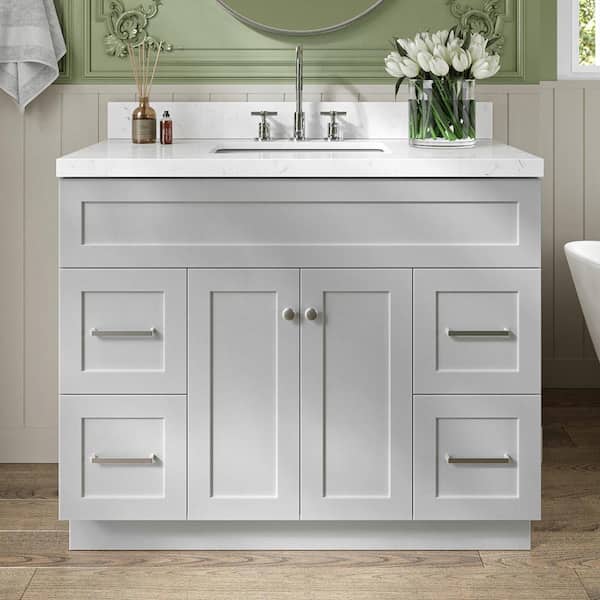 ARIEL Hamlet 42.25 in. W x 22 in. D x 36 in. H Single Sink Freestanding Bath Vanity in Grey with Carrara White Quartz Top